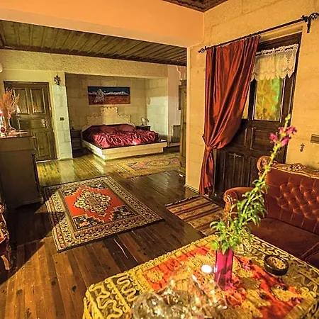 Karlik Evi - Special Category
